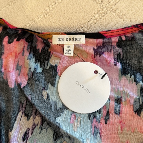 En Creme jump suit! Fun colors! Never worn! Very light! - Picture 3 of 4